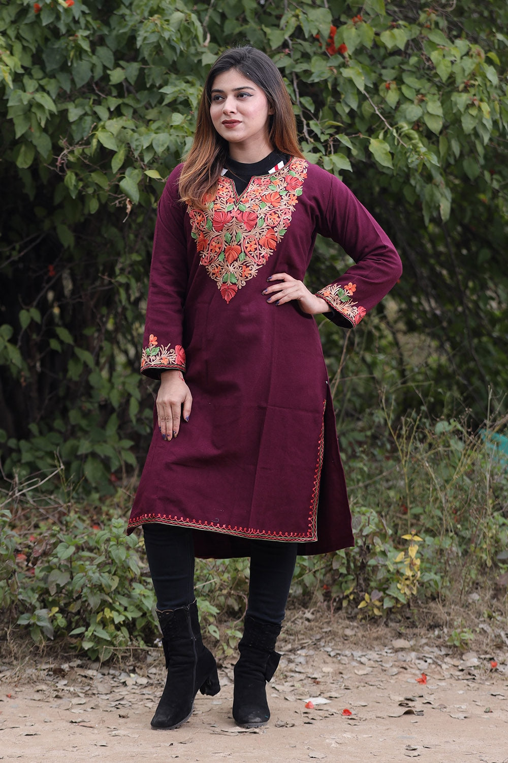 Aari Floral Embroidery Black Woolen Kurti with Detailed Colorful  Traditional Kashmiri Motifs | Exotic India Art